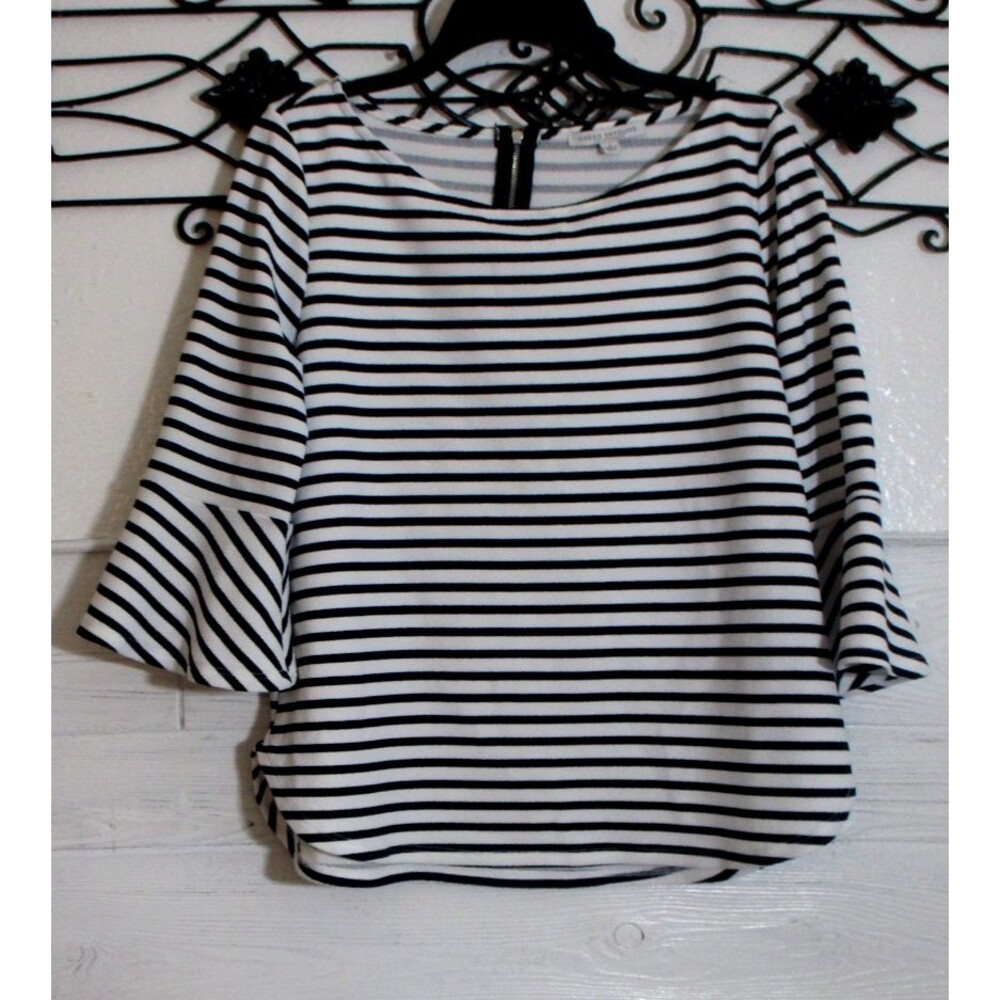 Green Envelope Knit Women's Top Size L 3/4 Sleeve Black Striped Round Neck